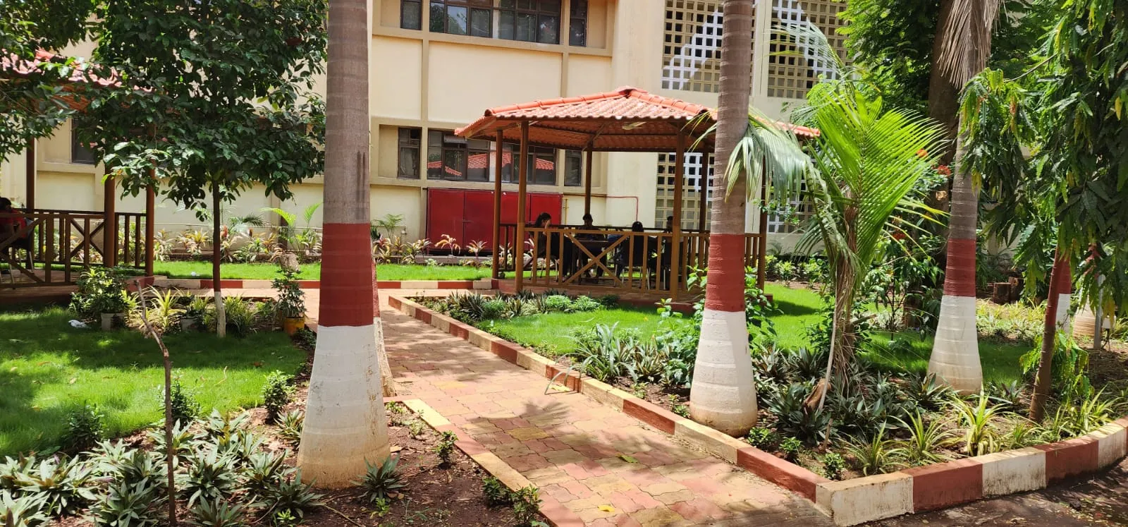 Open-air Interact Point gazebo in the Green Library garden